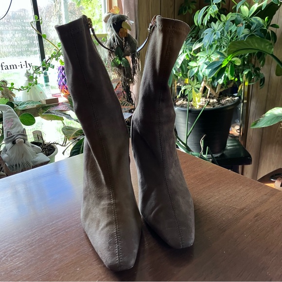 Zara Brown Sock-Style Suede Stiletto Ankle Boots Women’s Size 6 - Picture 4 of 13